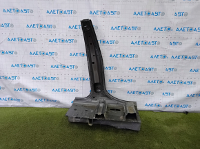The central left body pillar of BMW X5 E70 07-13 was sawed off