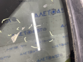 Window blind glass rear left Ford Edge 15 - matte scratches on glass
