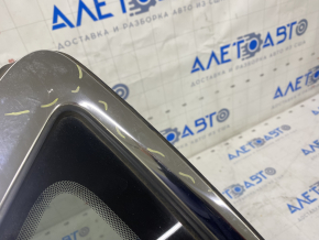 Window blind glass rear left Ford Edge 15- chrome scratches on chrome