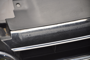 Radiator grill grill VW Jetta 15-18 USA with badge, with chrome, scratches, sand