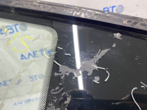 Window blind glass rear right Ford Mustang mk6 15- coupe, scratches on glass, molding peeled off