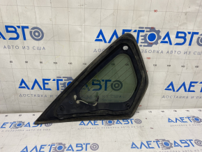 Window blind glass rear right Toyota Prius 30 10-15 heating scratches on glass