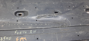 Right underbody protection Subaru Forester 14-18 SJ cracked, dented
