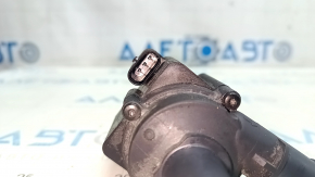 Coolant pump Audi Q7 16-