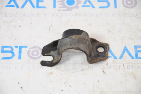 Rear stabilizer mounting bracket right Nissan Pathfinder 13-20