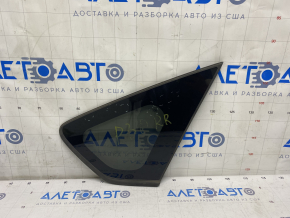 Window blind glass rear right Toyota Prius 30 10-15 without heating, scratches on glass