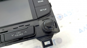 Radio tape recorder Hyundai Sonata 15-17 medium display, chrome is worn out, knob is broken