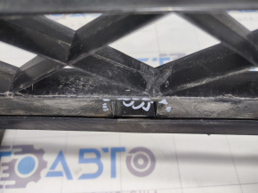 Front bumper mount central VW Passat b7 12-15 USA broken latches, fracture