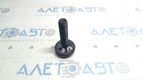 Front right hub mounting bolt Audi Q7 16- central 72mm