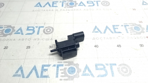 Solenoid valve on the intake Audi Q7 16-