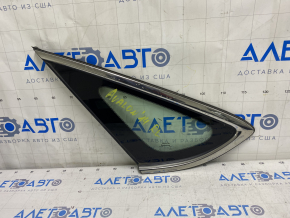 Window blind glass rear left Toyota Avalon 13-18 scratches on chrome, scratches on glass