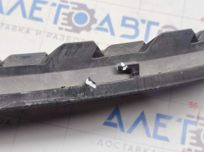 Front bumper grille right VW Passat b7 12-15 USA without fog lights, with molding, sand on chrome, broken fasteners