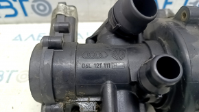 Cooling pump with thermostat housing assembly Audi Q7 16- 2.0T