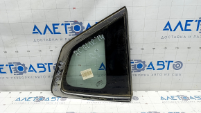 Window blind glass rear right Nissan Rogue 14-20 scratches on chrome, scratches on glass, bump on chrome