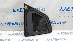 Window blind glass rear right Nissan Rogue 14-20 scratches on chrome, scratches on glass