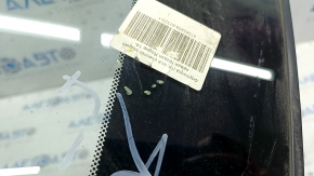 Window blind glass rear left Nissan Rogue 14-20 scratches on chrome, scratches on glass