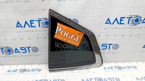 Window blind glass rear left Nissan Rogue 14-20 scratches on chrome, scratches on glass
