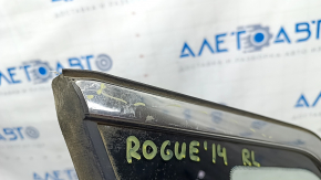 Window blind glass rear left Nissan Rogue 14-20 bent chrome, scratches on glass