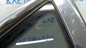 Window blind glass rear right Lincoln MKX 16- chrome scratches on chrome, scratches on glass
