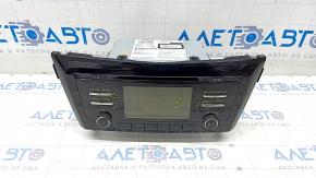 Radio tape recorder Nissan Rogue 14-16 S SV cracks in glass, scratches