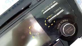 Radio tape recorder Nissan Rogue 14-16 S SV cracks in glass, scratches