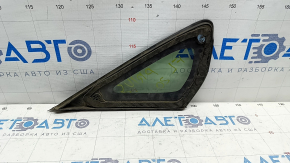 Window blind glass front left Toyota Prius 20 04-09 scratches on glass