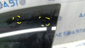 Window blind glass rear right Lexus CT200h 11-17 scratches on glass
