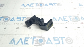 Door hinge upper front right Audi Q7 16-