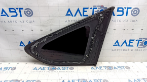 Window blind glass rear left Hyundai Santa FE Sport 13-18 chrome, scratches on chrome, scratches on glass