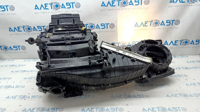 The bare heater housing of the Audi A4 B8 13-12