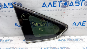 Window blind glass rear left Hyundai Santa FE Sport 13-18 chrome, scratches on chrome, scratches on glass