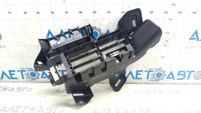 Interior fuse box bracket Audi Q7 16-