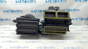 Naked heater body Ford Fusion mk5 13-20 under manual