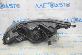Headlight front right complete Nissan Leaf 18- halogen with fastening sand