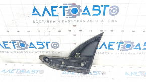 Right wing emblem molding Chevrolet Volt 11-15 broken guide and 1 fastener