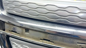 Grille radiator grill with emblem Chevrolet Volt 11-15 sand