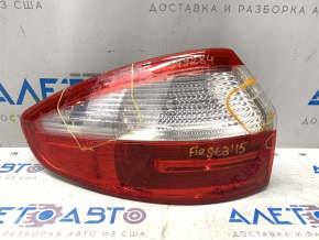Outer wing lamp left Ford Fiesta 14-19 rest 4d, broken glass