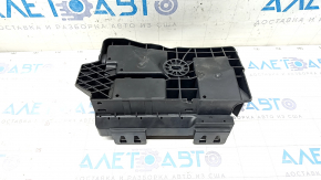 Chevrolet Volt 11-15 Underhood Fuse Box Housing