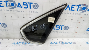 Window blind glass rear right VW Passat b8 16-19 USA chrome, scratches on chrome, scratch on glass