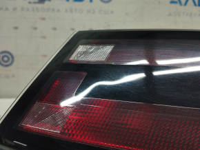 Lamp outer wing right Chevrolet Volt 11-15 LED scratches, glass defect along the edge