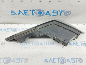 Lamp outer wing right Chevrolet Volt 11-15 LED scratches, glass defect along the edge