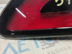 Lamp outer wing left Chevrolet Volt 11-15 LED scratches, glass defect along the edge
