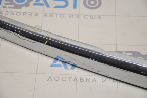 Front bumper molding right Nissan Pathfinder 13-16 prerest chrome, sand, broken mount