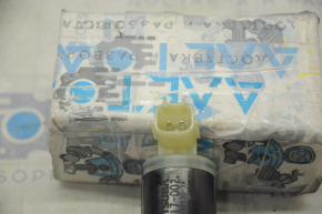 Windshield washer motor Nissan Leaf 18-22