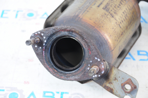 Exhaust manifold with catalytic converter left Lexus ES350 07-11 threads stripped