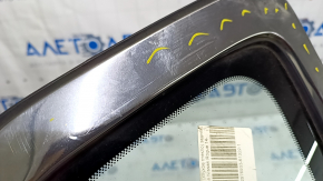 Window blind glass rear left Nissan Rogue 14-20 scratches on chrome