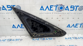 Blind window glass rear right Hyundai Azera 12-17 with chrome molding, scratches on chrome, scratch on glass