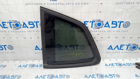 Window blind glass rear left VW Tiguan 18- matte scratches on glass