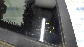 Window blind glass rear left VW Tiguan 18- matte scratches on glass