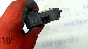 Actuator motor heater drive ventilation Toyota Prius V 12-17